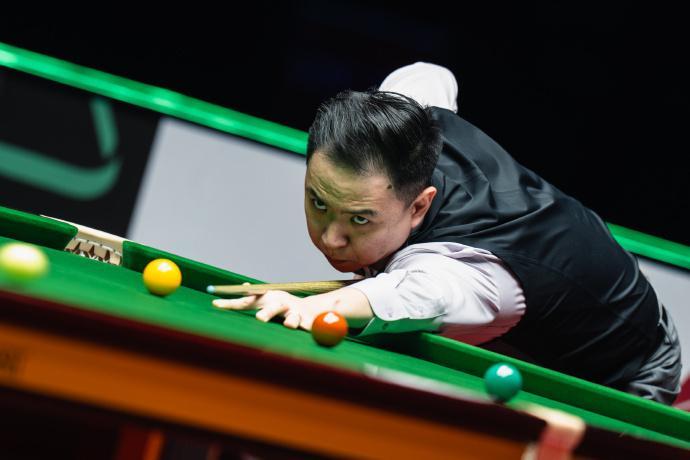 百家乐网站-轰1杆破百4杆50+！肖国栋5-2赢下德比战，晋级世界大奖赛四强